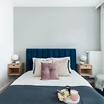 Club - Loftaffair Apartman